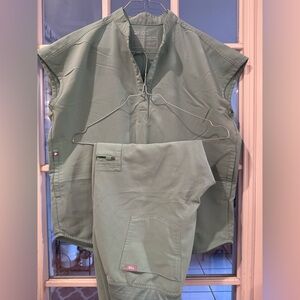 Figs Scrub Set - Zamora & Rafaela